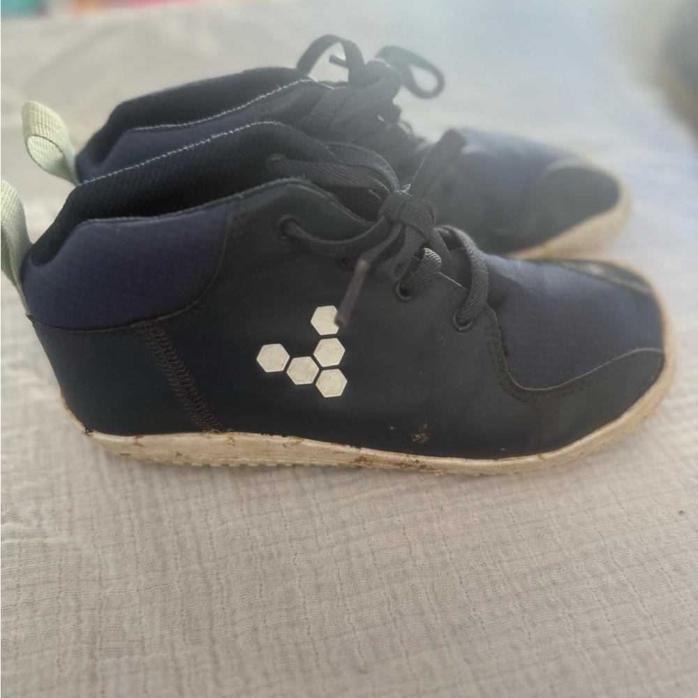 Vivo Barefoot Kids' Dark Blue Sneakers with Hexagon Pattern